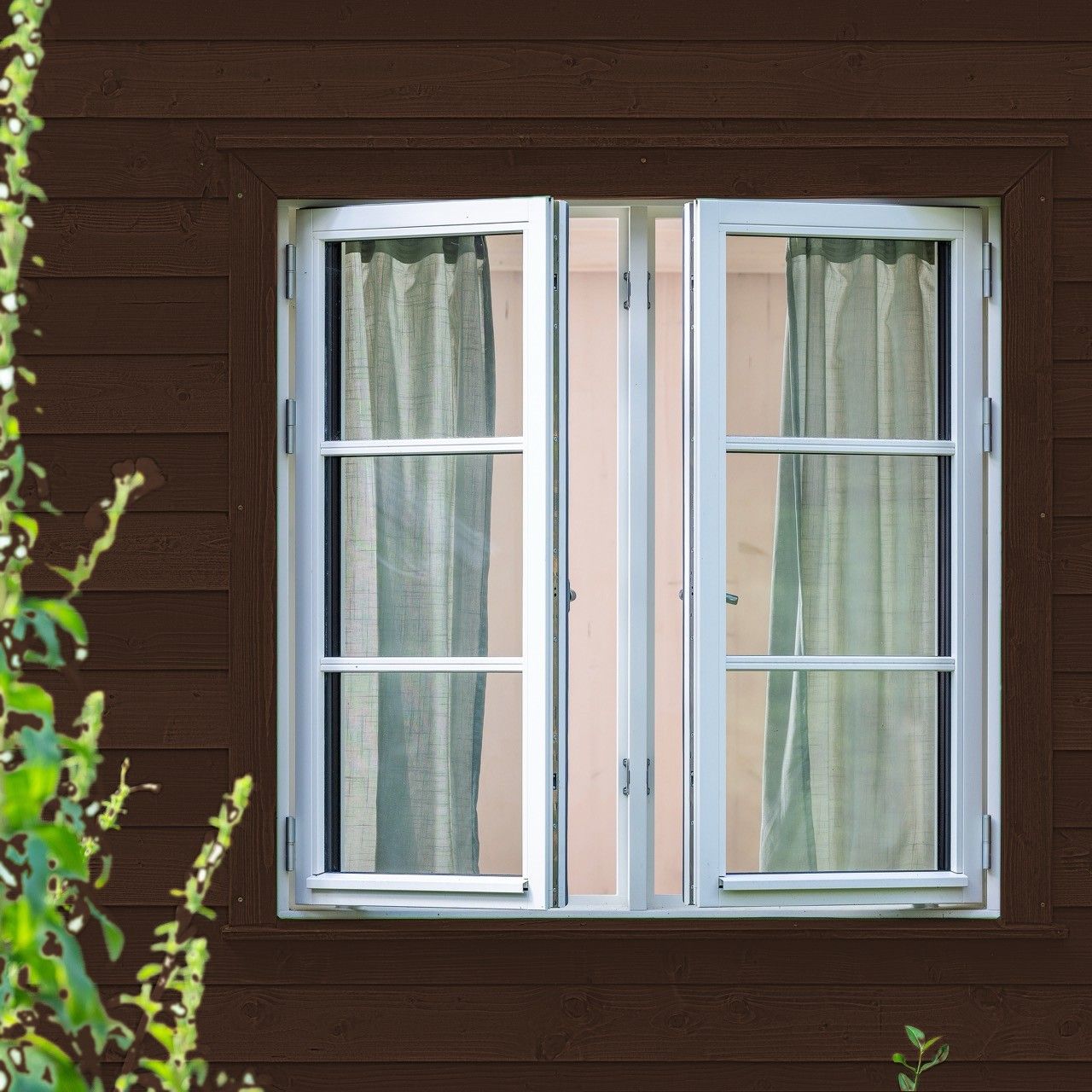 Dänisches Fenster, nach außen geöffnet